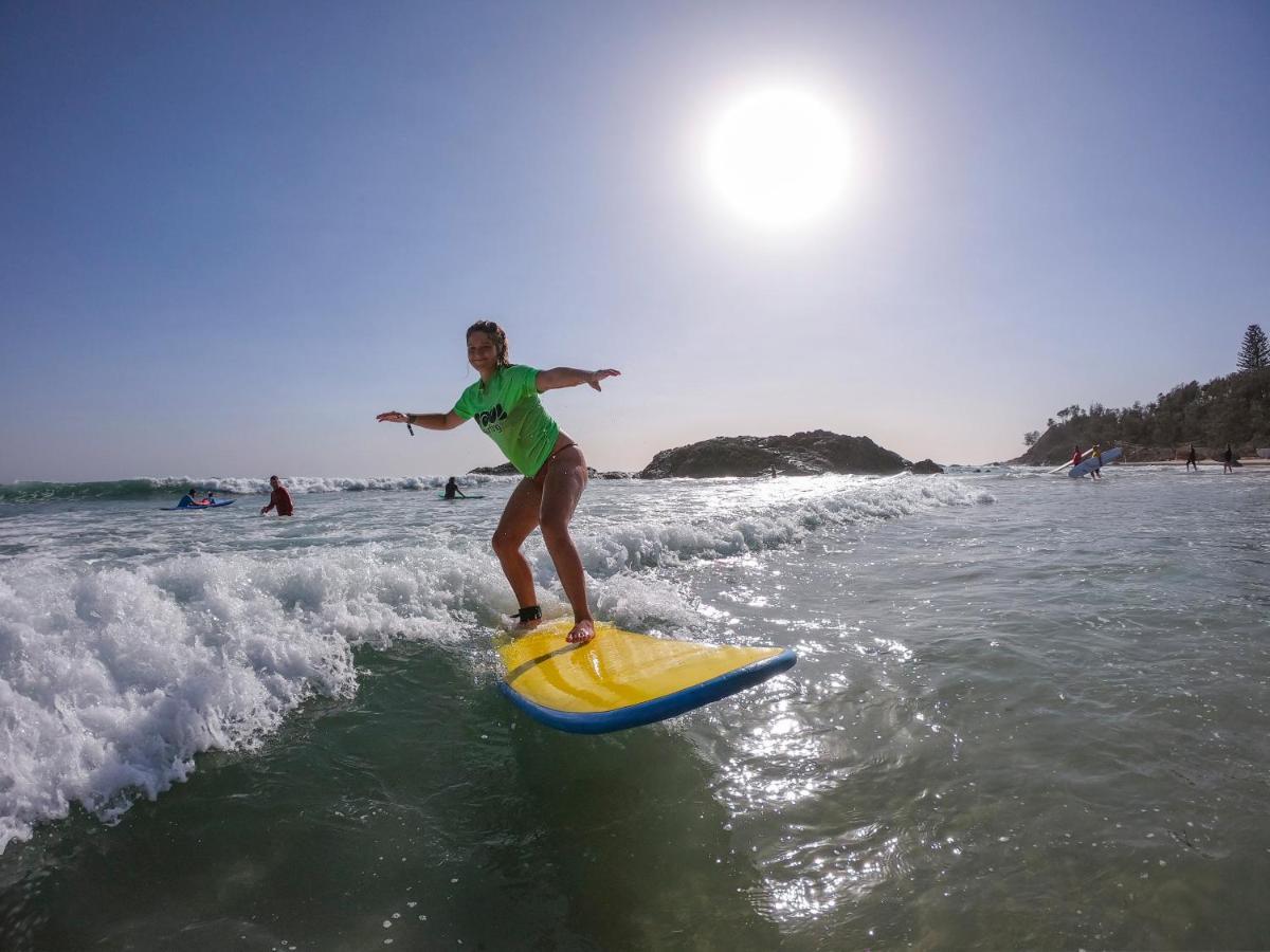 Ozzie Pozzie Backpackers Pansiyon Port Macquarie Dış mekan fotoğraf